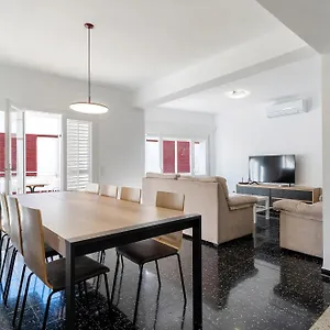 hauzify-i-apartament-riera.topcostabravahotels.com/